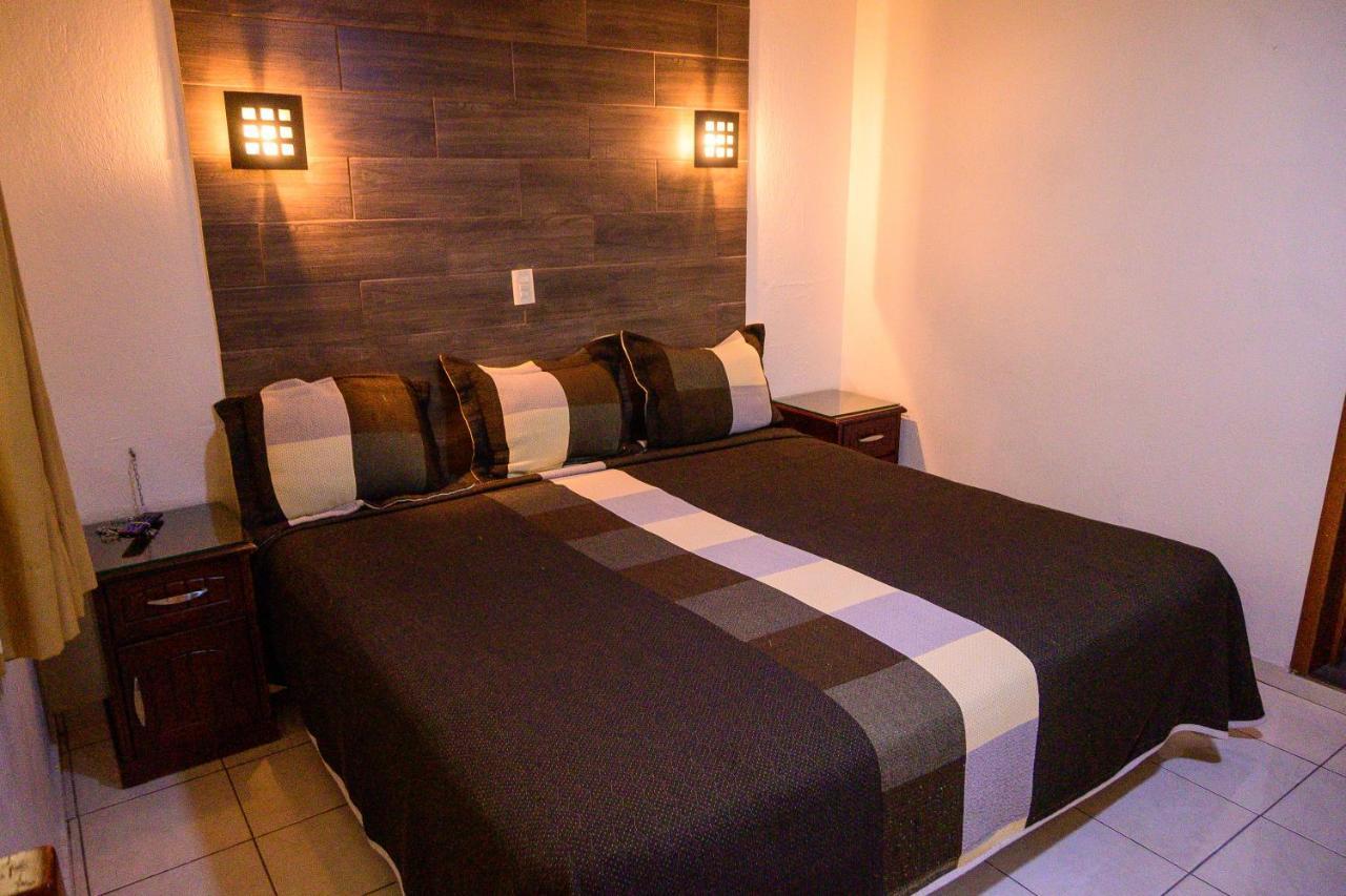 Hotel Acuario En Ocotlan Exteriör bild