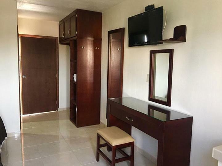 Hotel Acuario En Ocotlan Exteriör bild